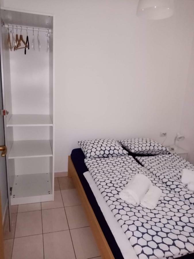 Apartment Pepi ปอฟเลียนา ภายนอก รูปภาพ